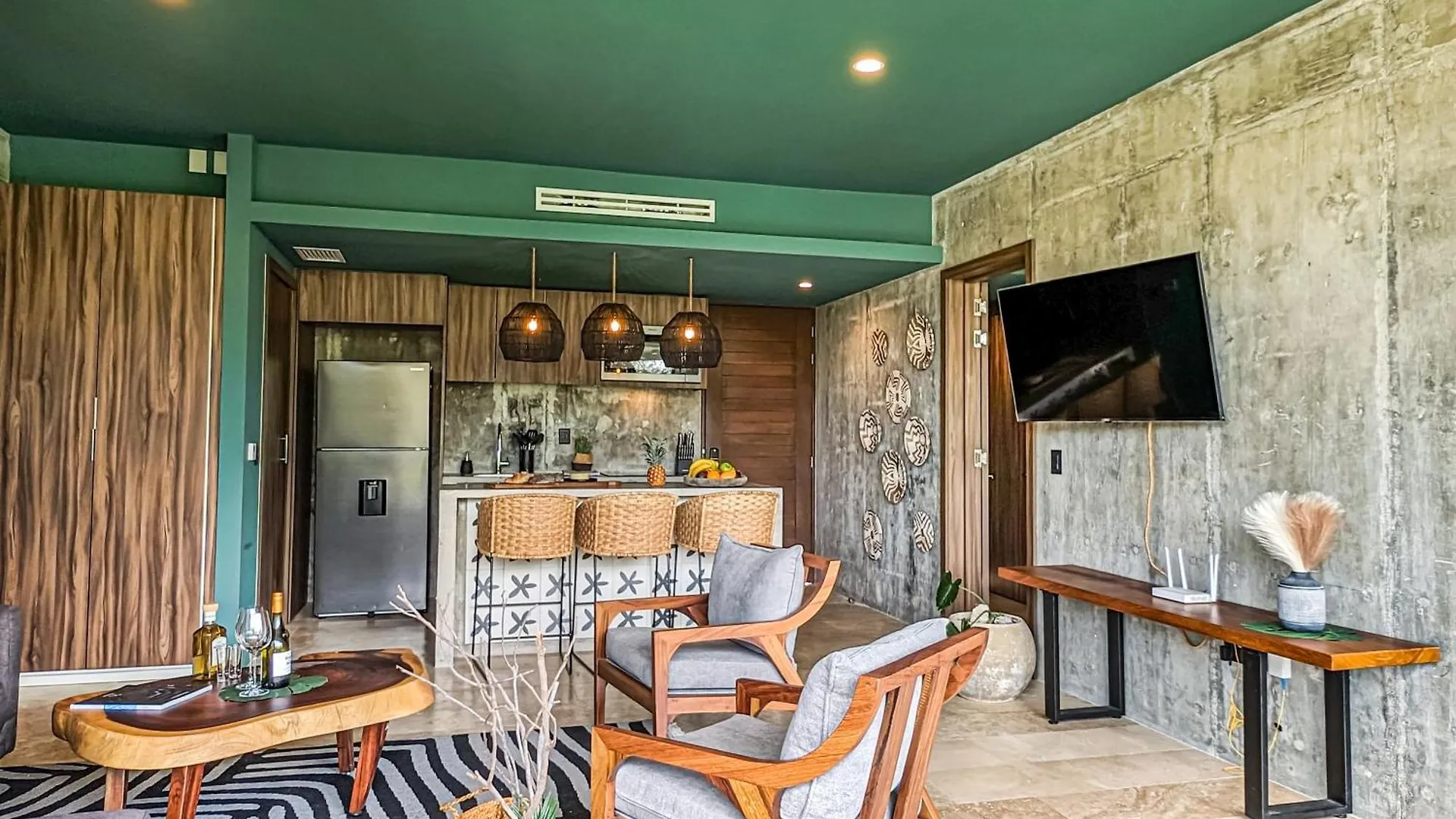 2-Br Tropical Retreat With Sauna, Gym And Pool تولوم