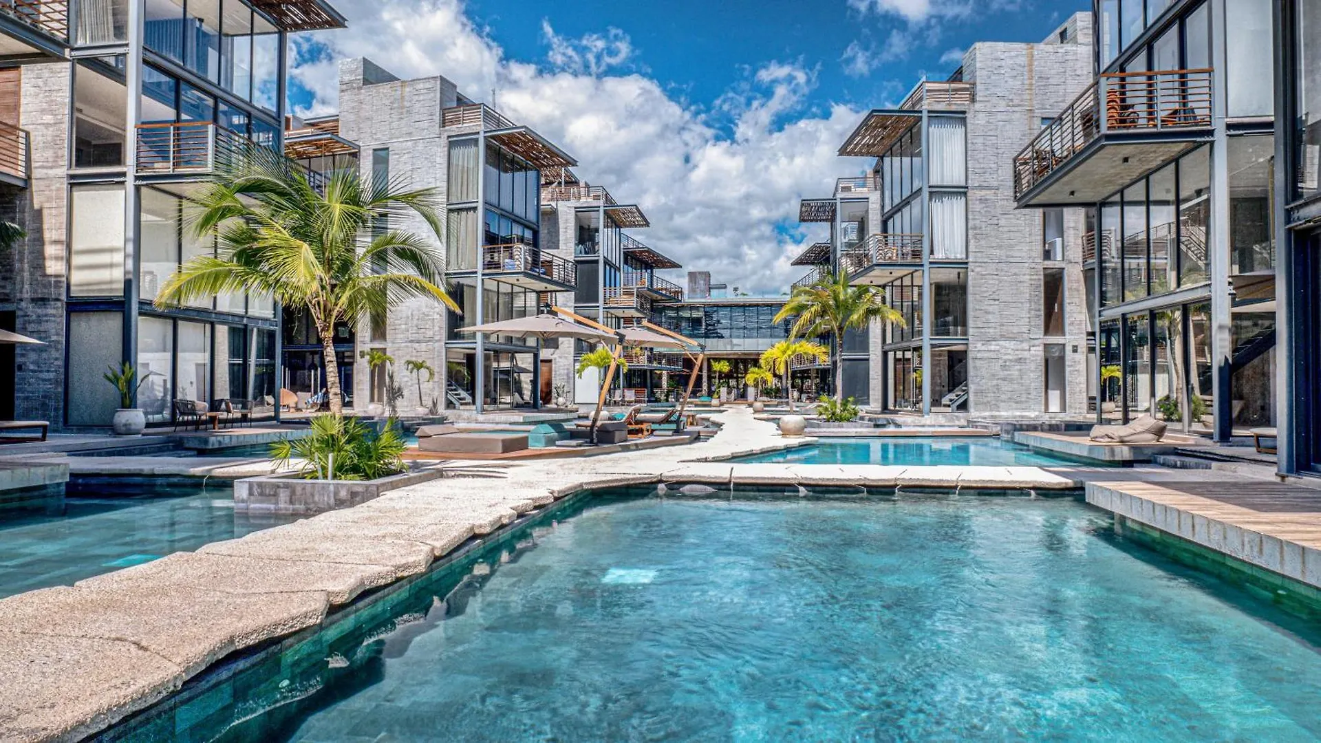 2-Br Tropical Retreat With Sauna, Gym And Pool تولوم 0*,  المكسيك
