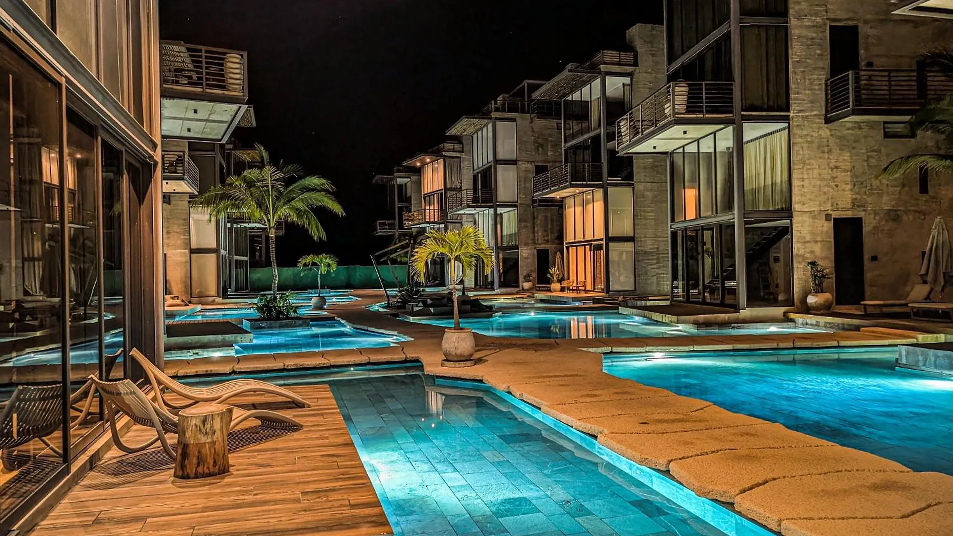 شقة 2-Br Tropical Retreat With Sauna, Gym And Pool تولوم